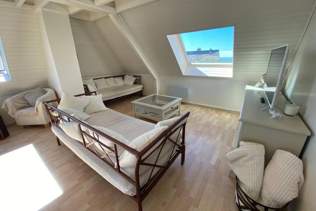 Appartement Vue Mer - Cabourg - Normandie Buitenkant foto